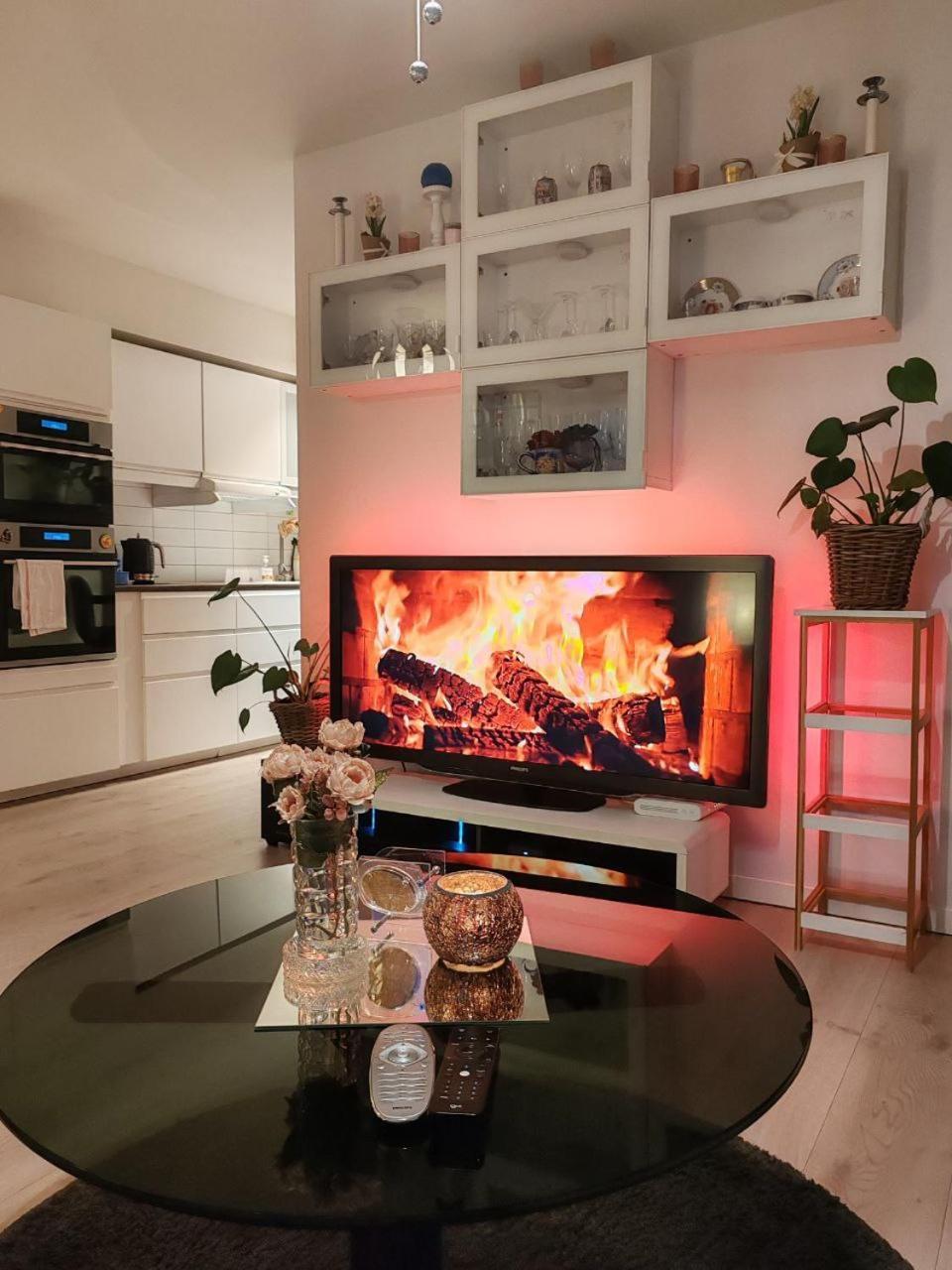 Central And Cozy Next To Oslo S Экстерьер фото